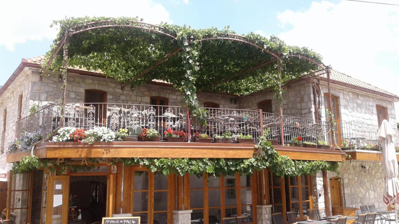 Ras Trebinje Stari Grad B&B 외부 사진