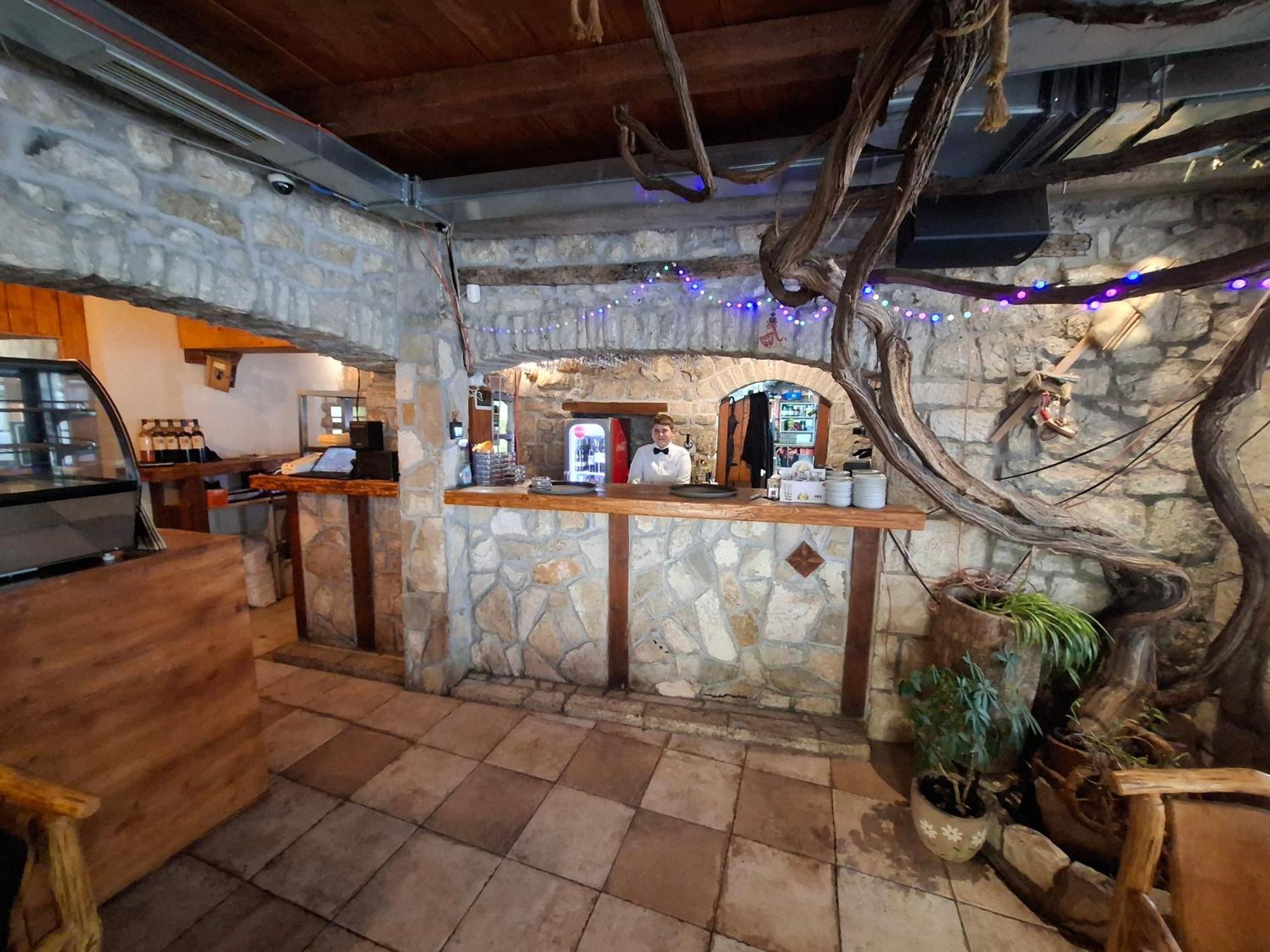 Ras Trebinje Stari Grad B&B 외부 사진