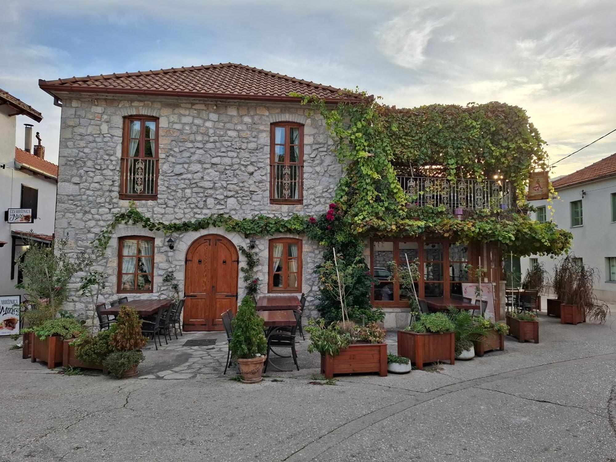 Ras Trebinje Stari Grad B&B 외부 사진